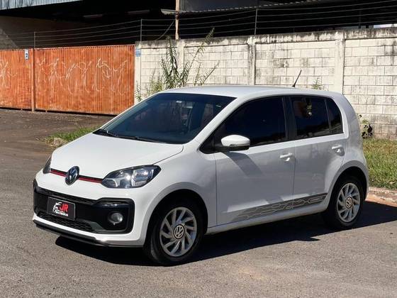 VOLKSWAGEN UP 1.0 170 TSI TOTAL FLEX CONNECT 4P MANUAL
